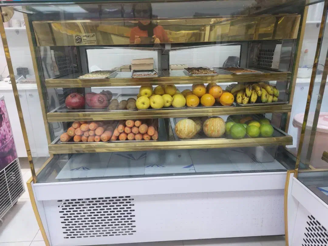 ۴دستگاه یخچال ویترنی ۳تا با موتور یکی بدون موتور|فروشگاه و مغازه|مسجد سلیمان, |دیوار