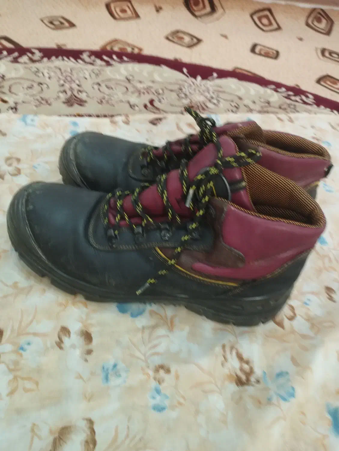 کفش ایمنی|کیف، کفش، کمربند|اردبیل, |دیوار