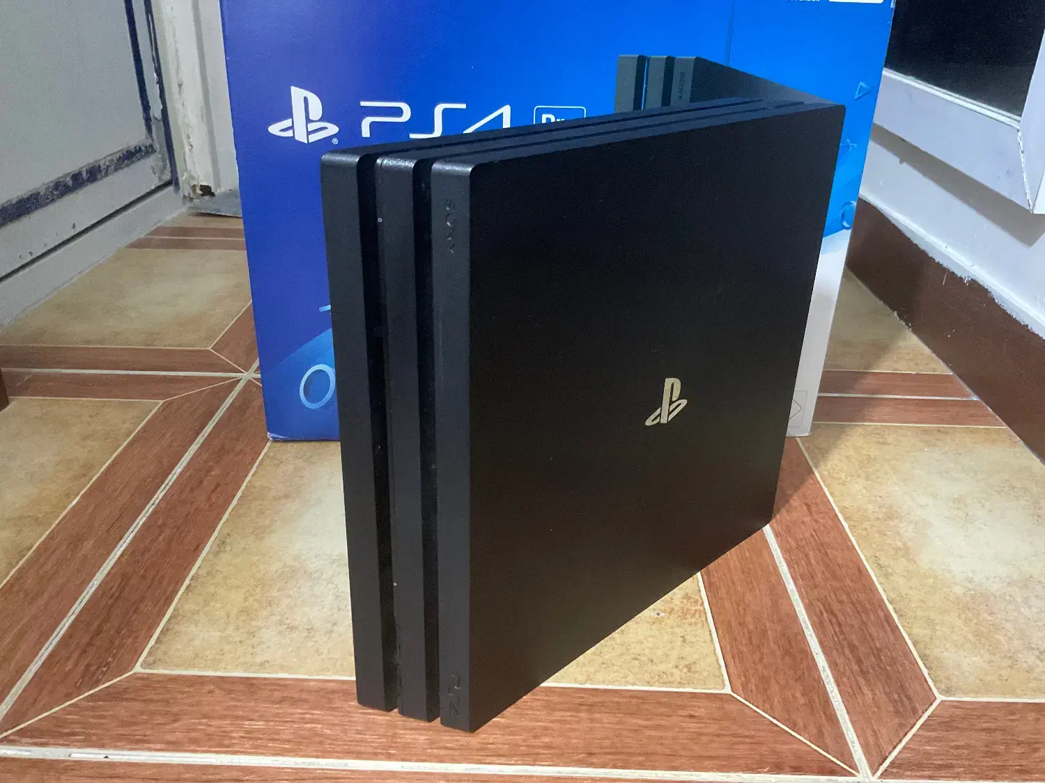 پلی استیشن چهار پرو یک ترابایت سالم و تمیز|کنسول، بازی ویدئویی و آنلاین|بوشهر, |دیوار