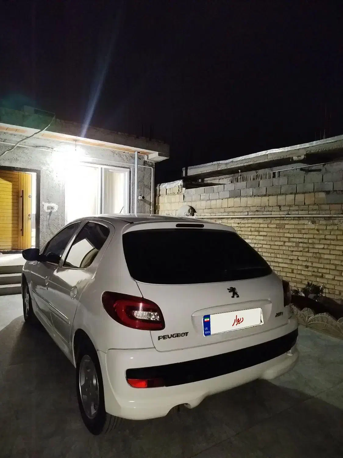 ۲۰۷ مدل ۹۶ تیوفایو|خودرو سواری و وانت|گنبد کاووس, |دیوار