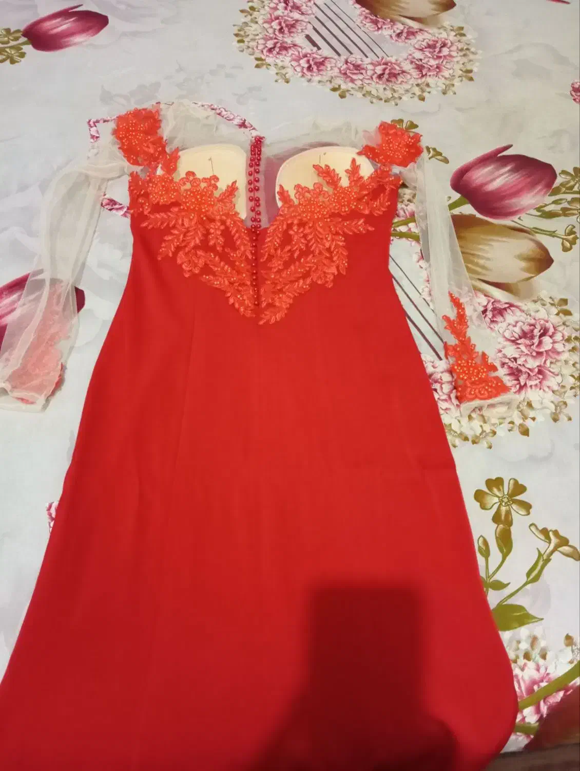 لباس مجلسی|لباس|فیروزآباد (آذربایجان), |دیوار