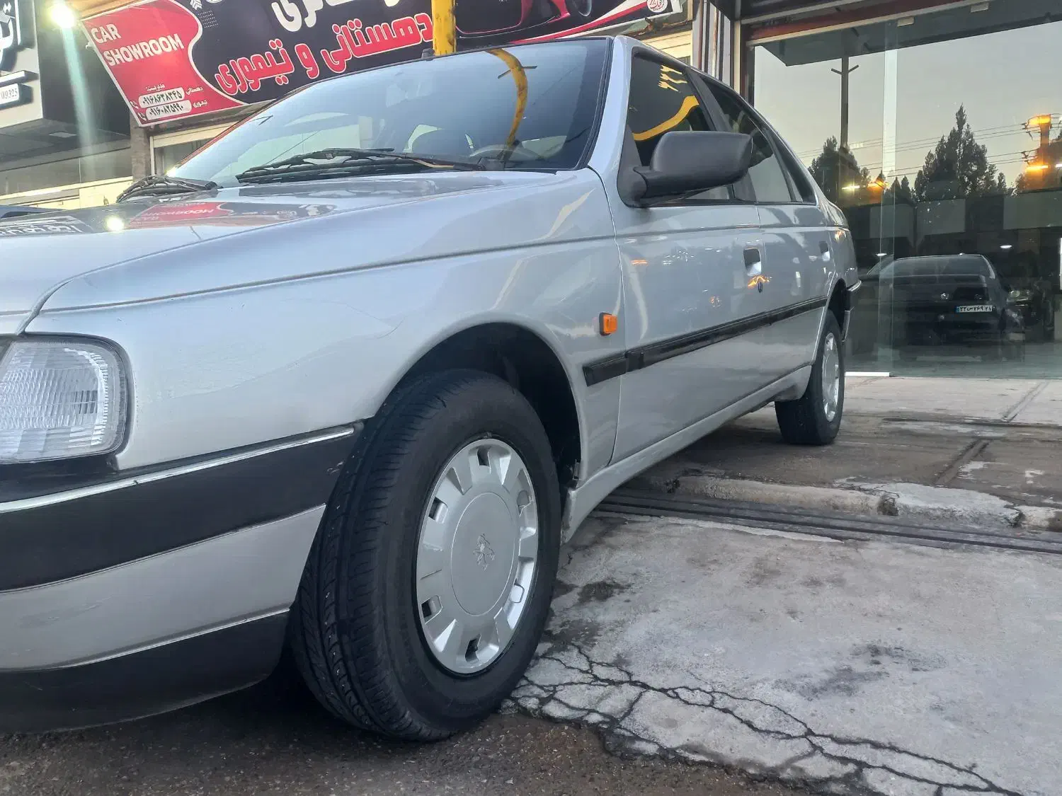 پژو 405 مدل 98|خودرو سواری و وانت|خرم‌آباد, |دیوار