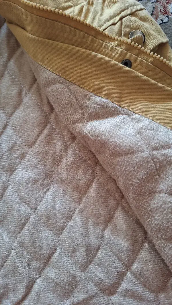 کاپشن کتان|لباس|کاشان, آیت الله سعیدی|دیوار