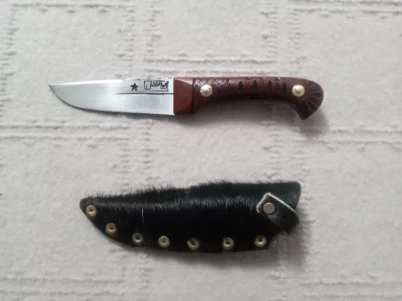 چاقو عناب|ابزارآلات|قم, باغ شریفی|دیوار