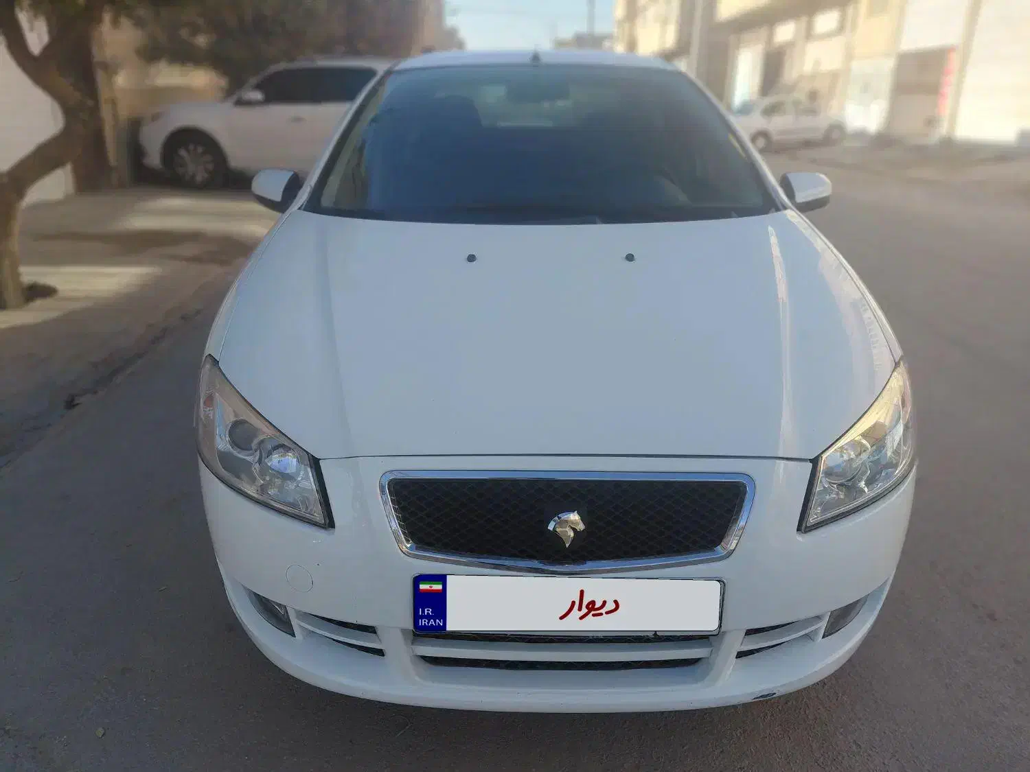 راناLXمدل۱۳۹۳|خودرو سواری و وانت|شیراز, قلعه نو|دیوار