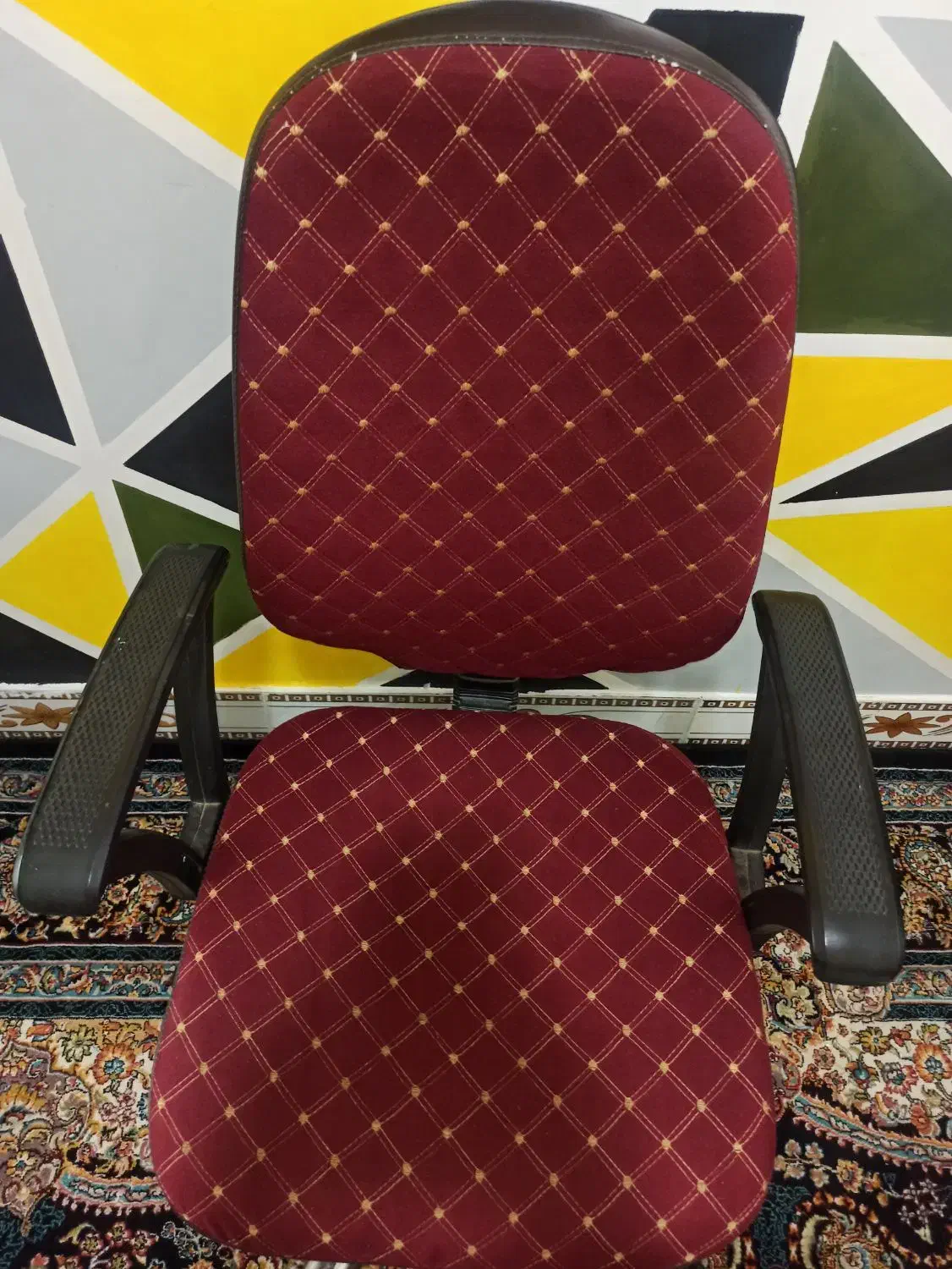 صندلی|صندلی و نیمکت|کنگاور, |دیوار