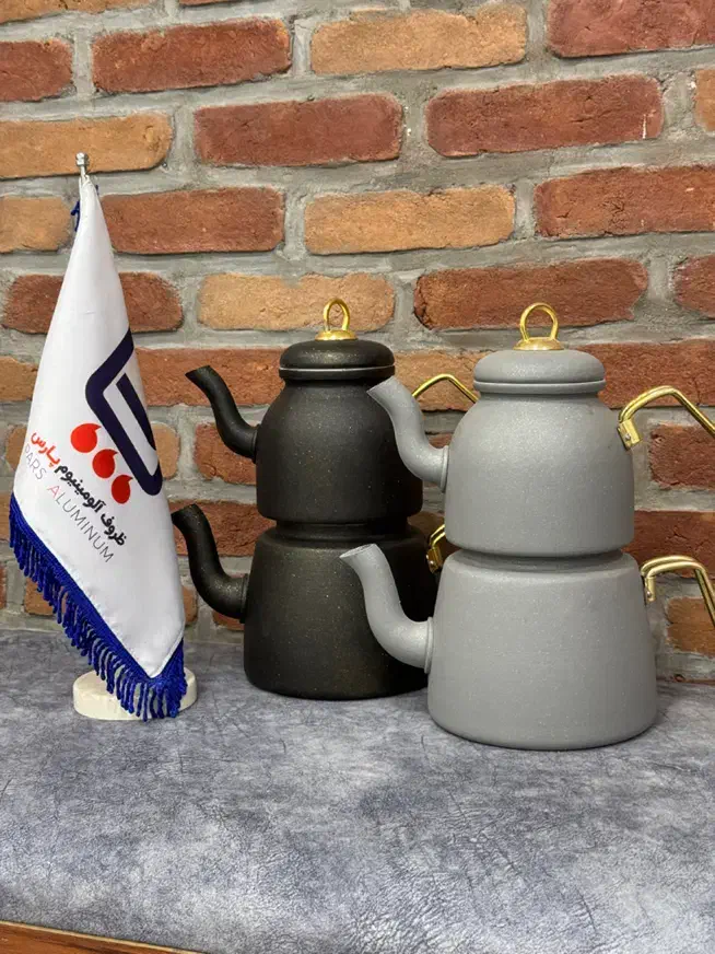 کتری و قوری کوچک و بزرگ|قوری، کتری، قهوهساز دستی|قم, خداکرم|دیوار