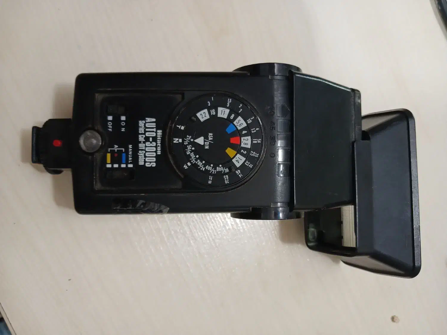 فلاش دوربین Hitacon با آداپتور تله|دوربین عکاسی و فیلمبرداری|ملارد, |دیوار