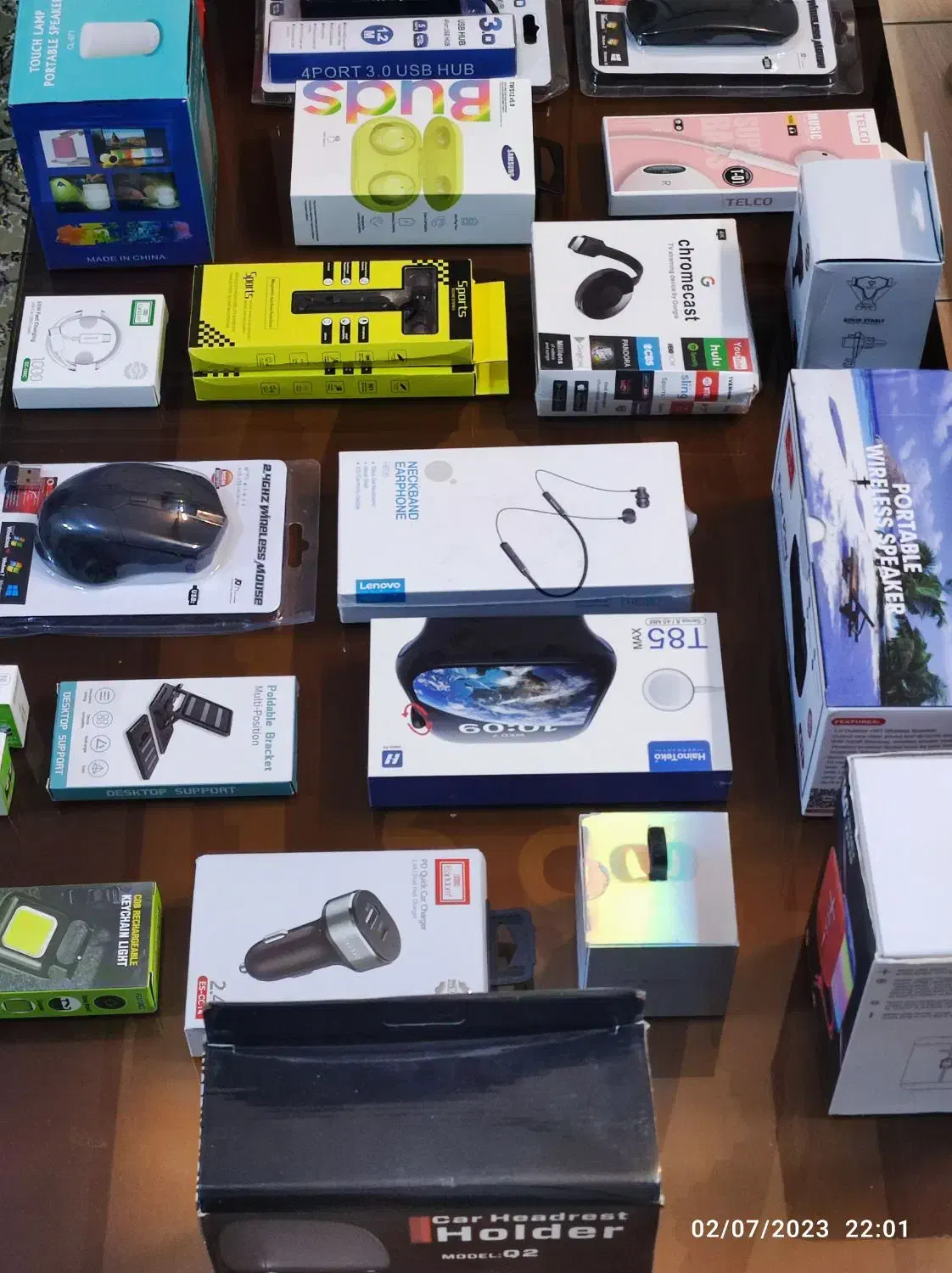 هندزفری،هدفون واسپیکر بلوتوثی و... به قیمت عمده|لوازم جانبی موبایل و تبلت|اصفهان, سروستان|دیوار