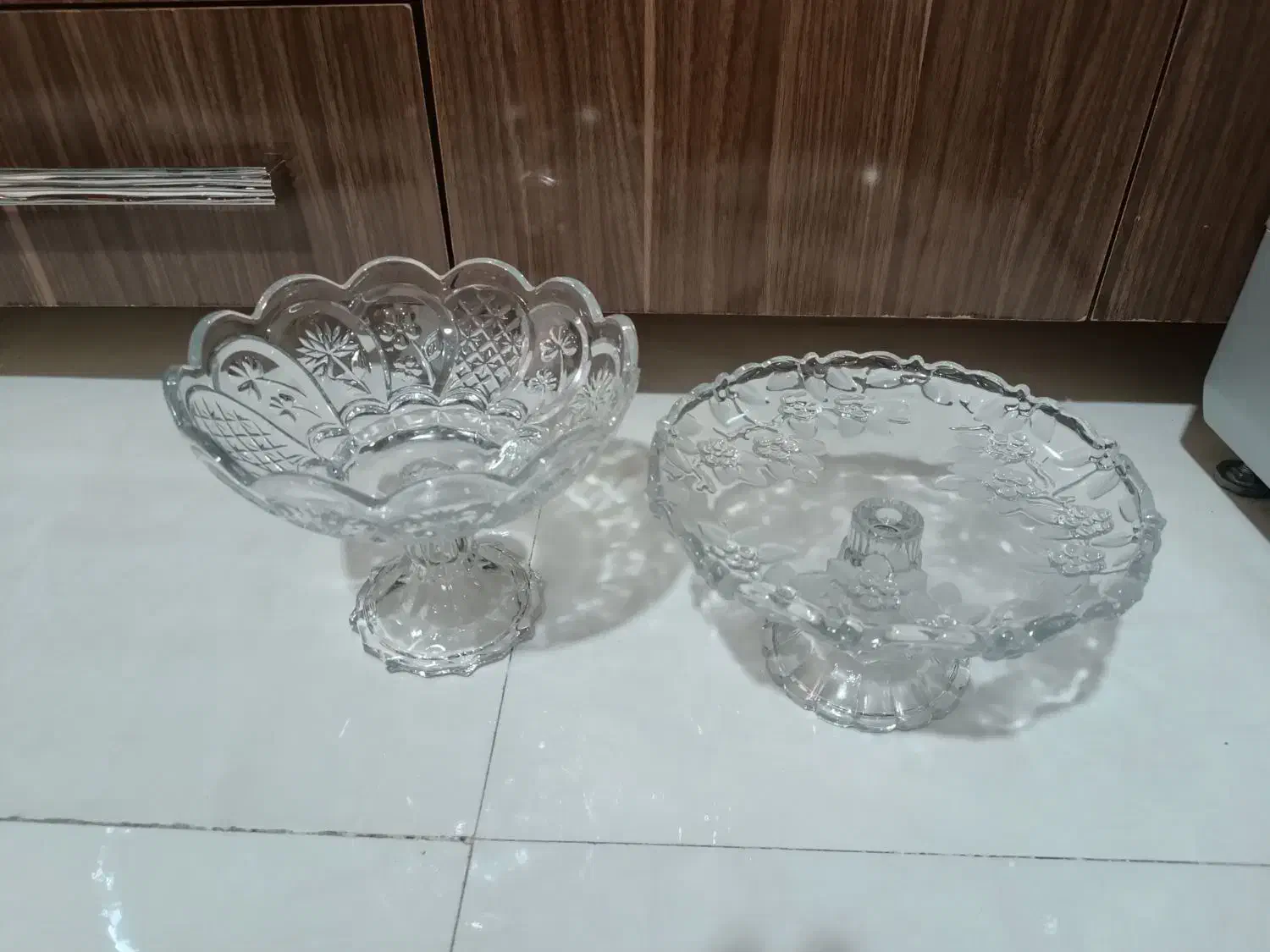 ظرف بلوری|ظروف سرو و پذیرایی|تربت‌حیدریه, قائم|دیوار