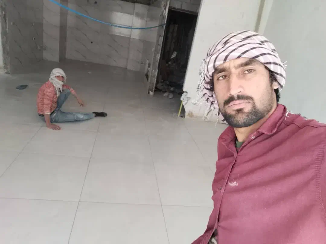 کاشی کاری دوغابی راه پله بغل پله موزاییک|خدمات پیشه و مهارت|صدرا-فارس, فاز ۱|دیوار