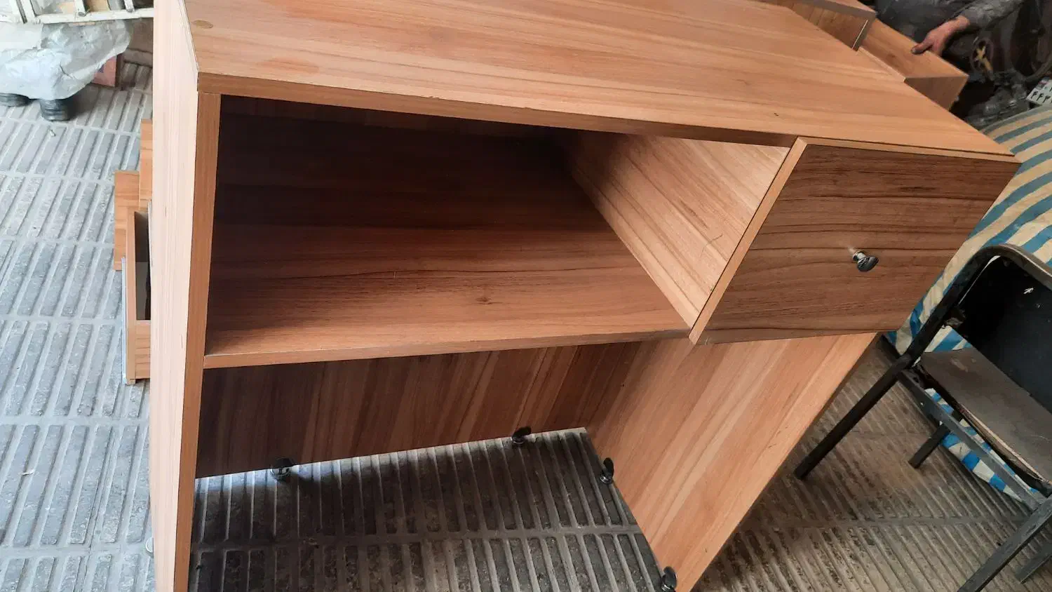 میز کار در حو نو|فروشگاه و مغازه|تهران, خواجه نظام الملک|دیوار