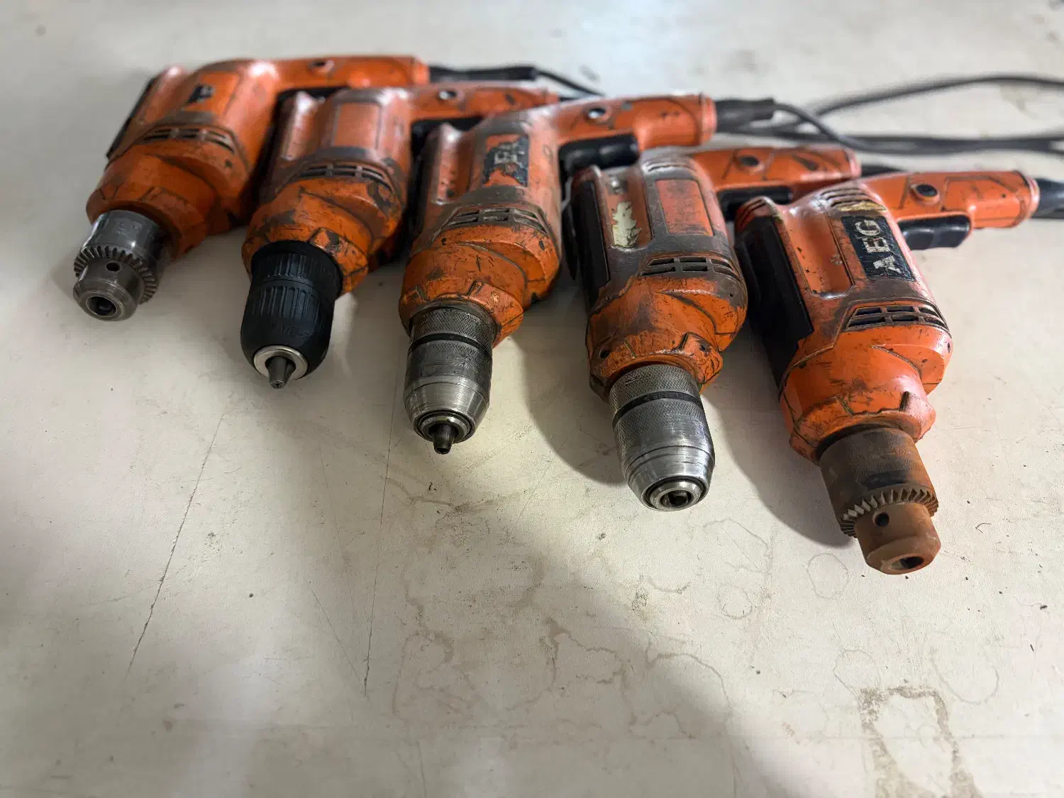 دلر AGE|ابزارآلات|محمدشهر, شهرک صنعتی زیبادشت|دیوار