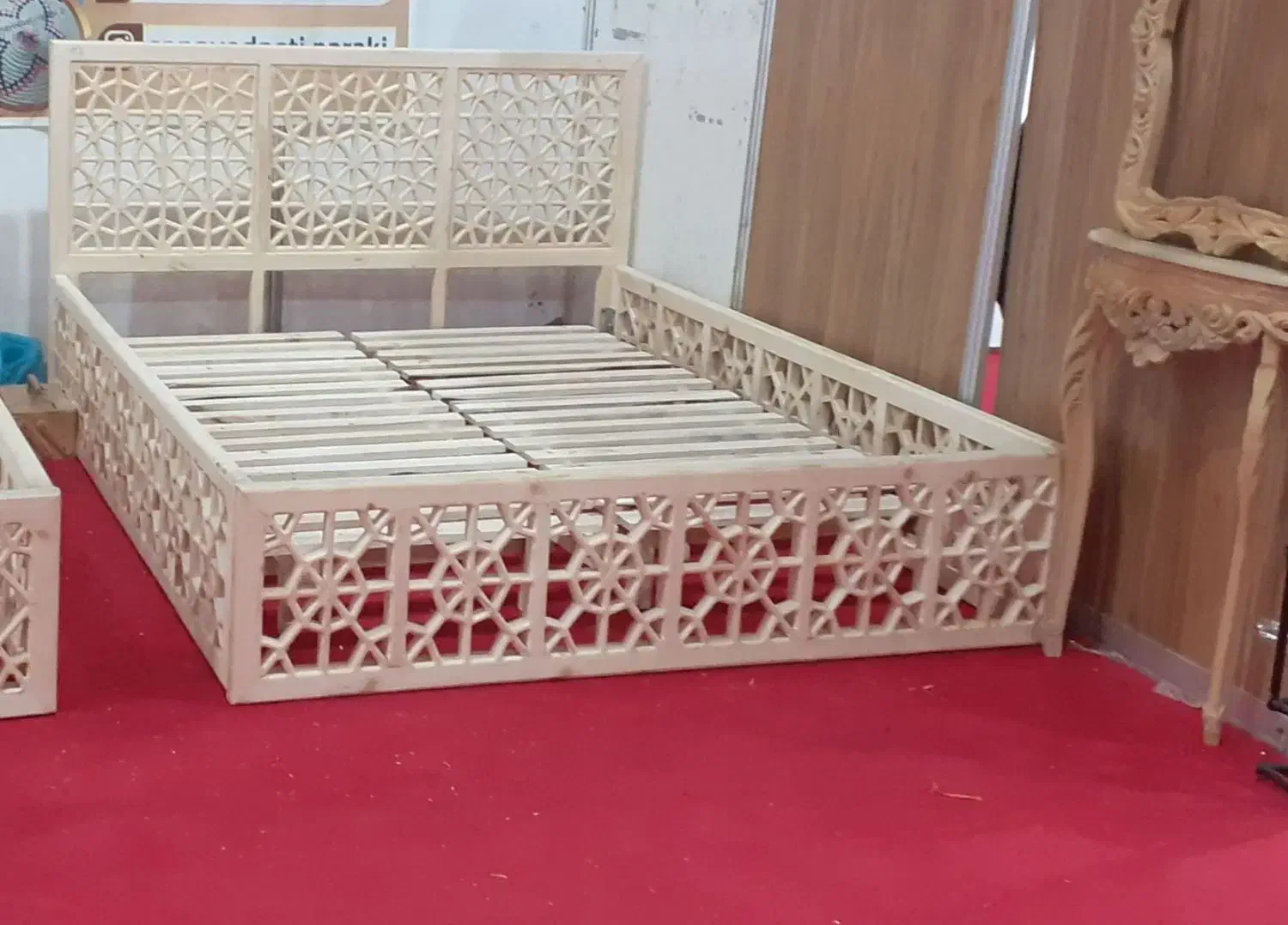 تخت|تخت و سرویس خواب|همدان, |دیوار