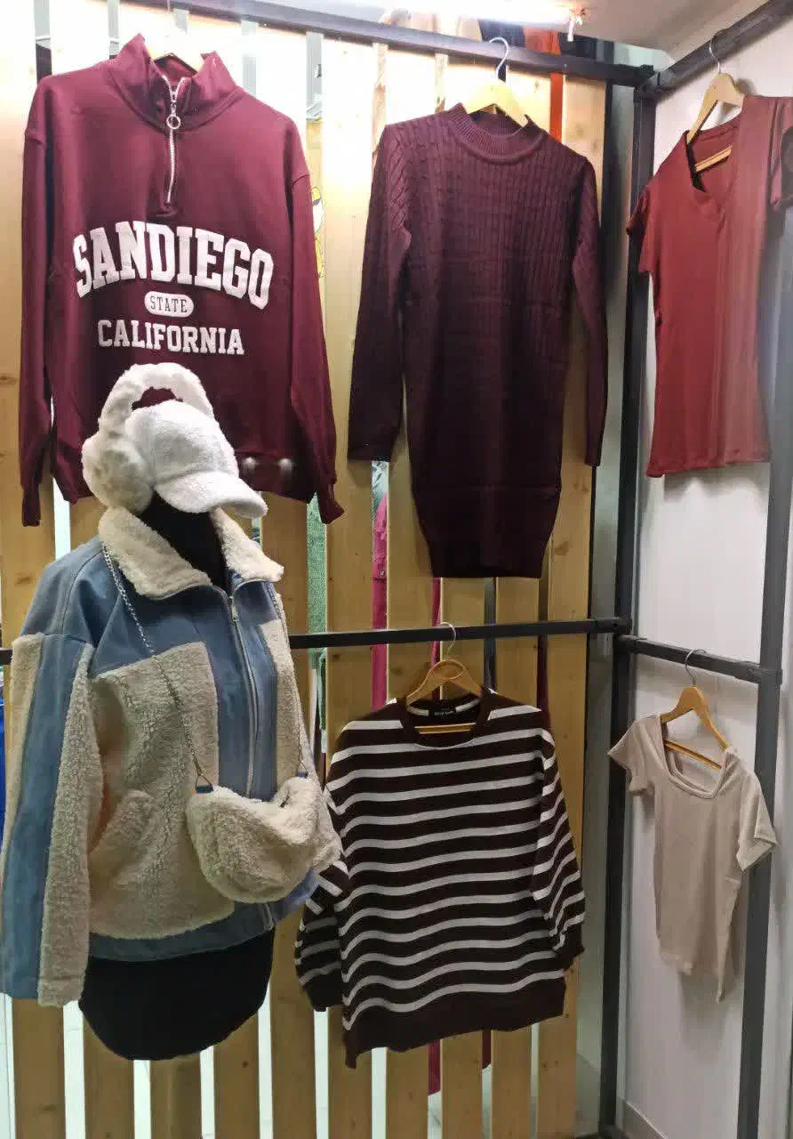 دورس و هودی زنانه|لباس|کاشان, فاز ۲ ناجی آباد|دیوار