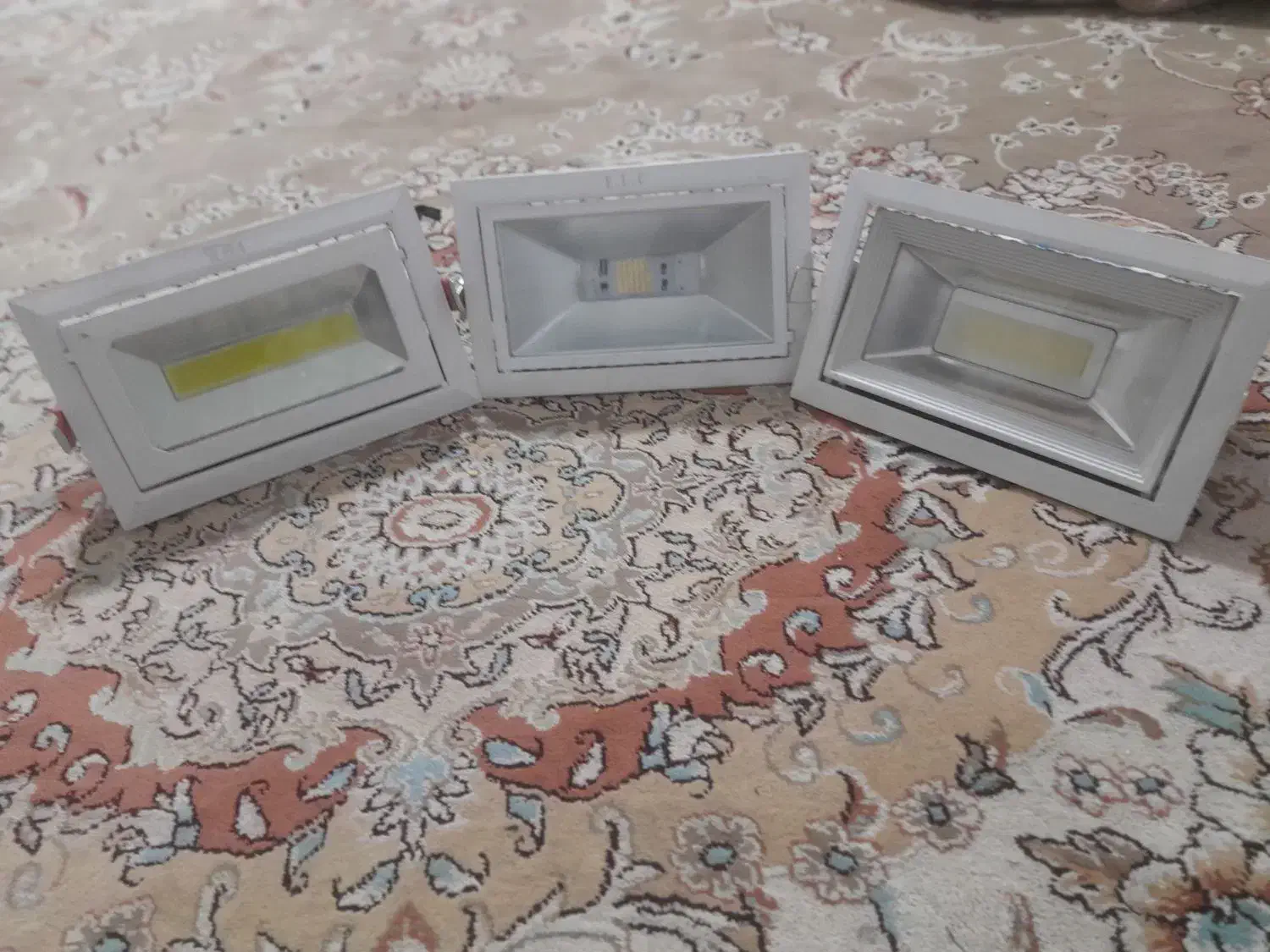 پرژکتور لامپ ال ای دی ترانز دار|لامپ و چراغ|نیشابور, شهرک اندیشه|دیوار