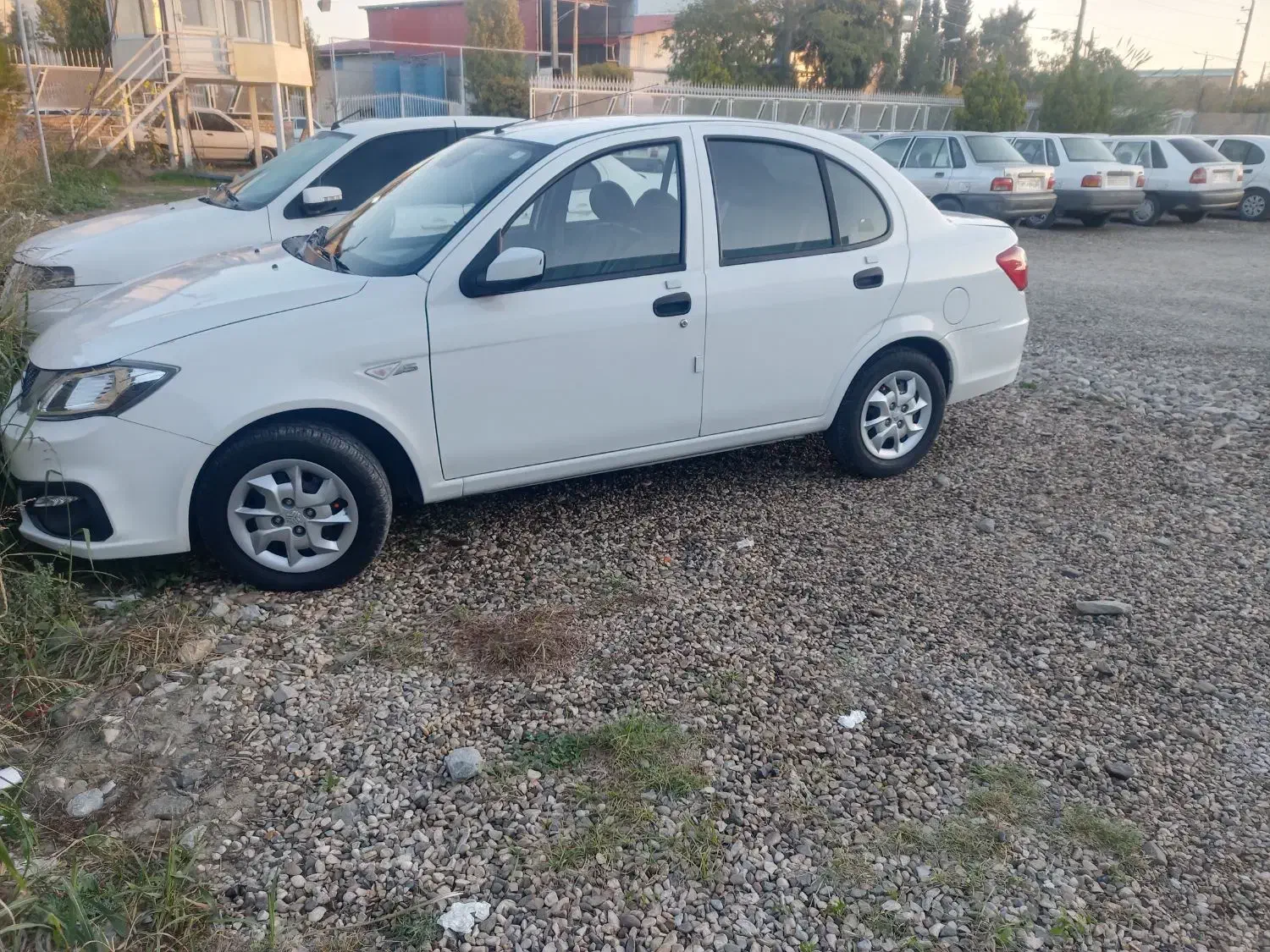 ساینا|خودرو سواری و وانت|آزادشهر, |دیوار