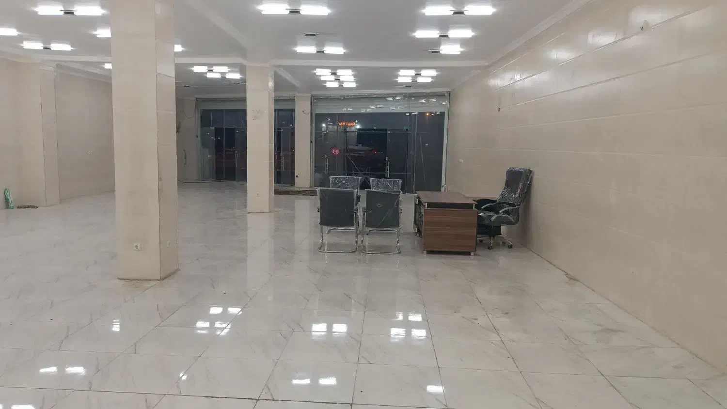 رهن و اجاره مغازه ۳۰۰متری تجاری|اجارهٔ مغازه و غرفه|بوشهر, |دیوار