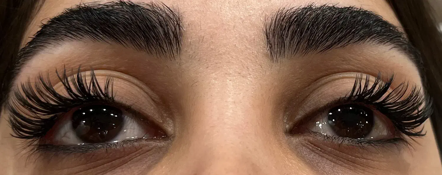 اکستنشن مژه با مواد درجه‌یک|خدمات آرایشگری و زیبایی|رشت, معلم|دیوار