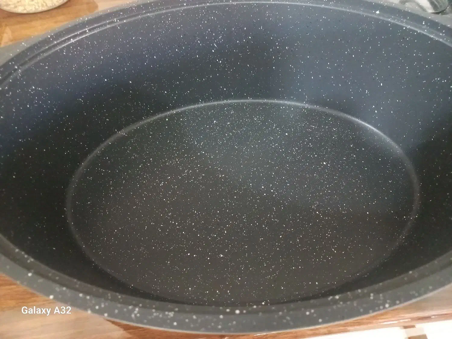 ماهی تابه مرغ و ماهی|ظروف پخت‌وپز|ایلام, |دیوار