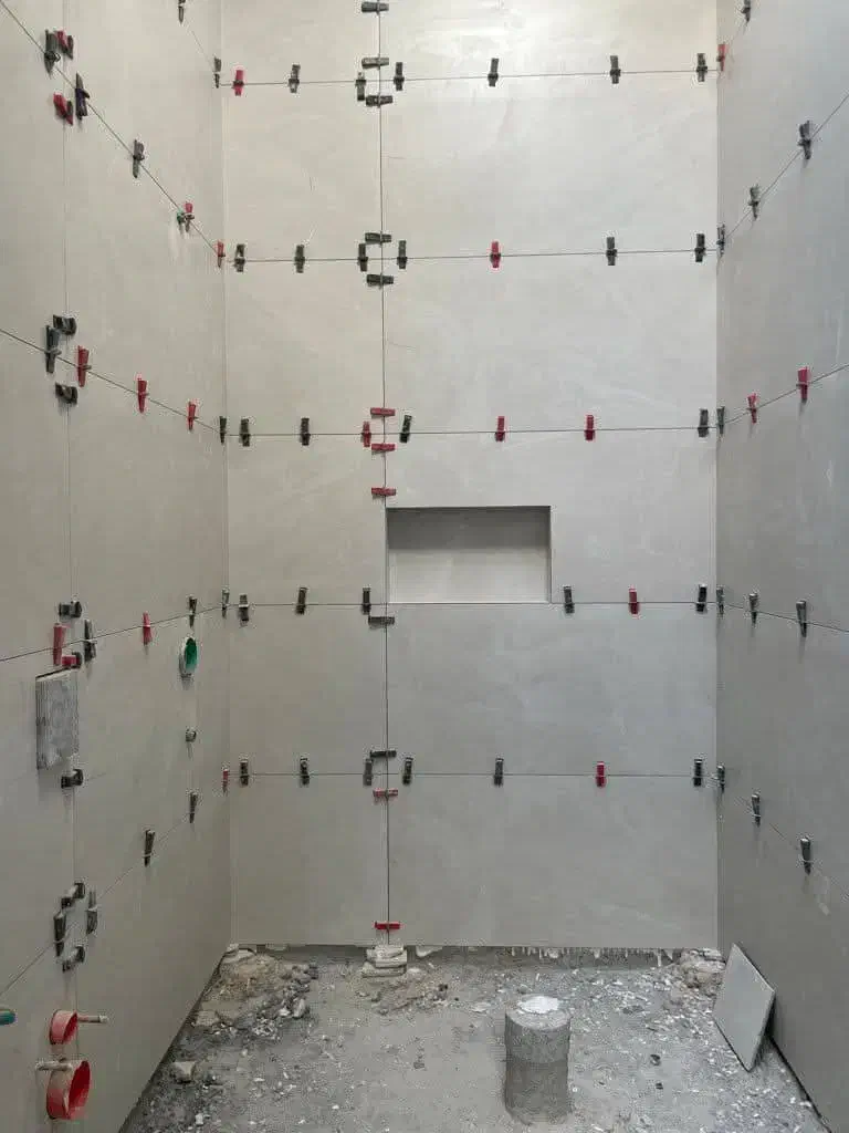 کاشی وسرامیک وسنگ وتعمیرات ساختمانی|خدمات پیشه و مهارت|کیش, |دیوار