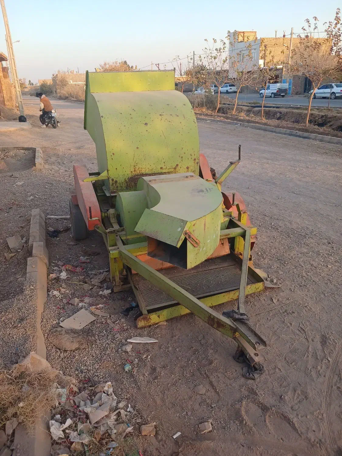 خرمن کوب بادی یونجه|ماشین‌آلات صنعتی|میان ولایت, |دیوار