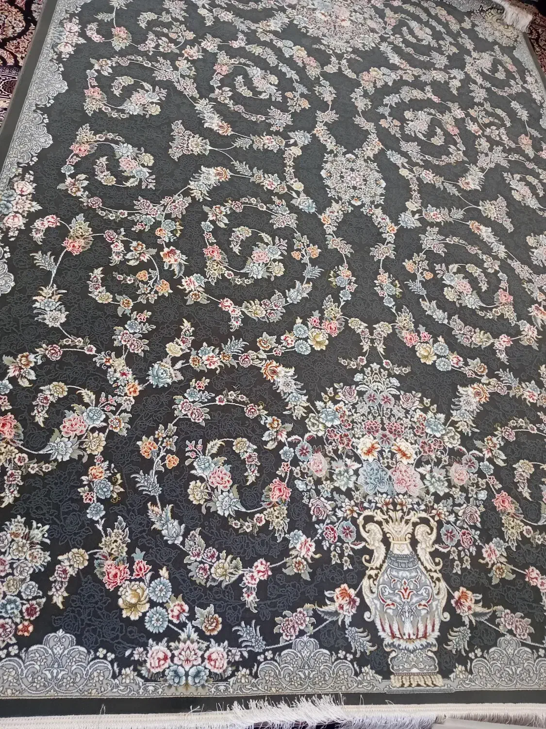 فرش نو|فرش|زاویه, |دیوار