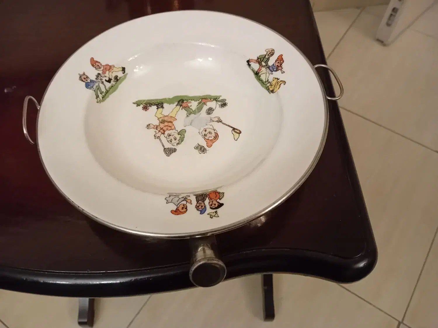 بشقابهای بچه ،آنتیک با زیر پایه گرم کننده خارجی|کلکسیون اشیاء عتیقه|تهران, قیطریه|دیوار