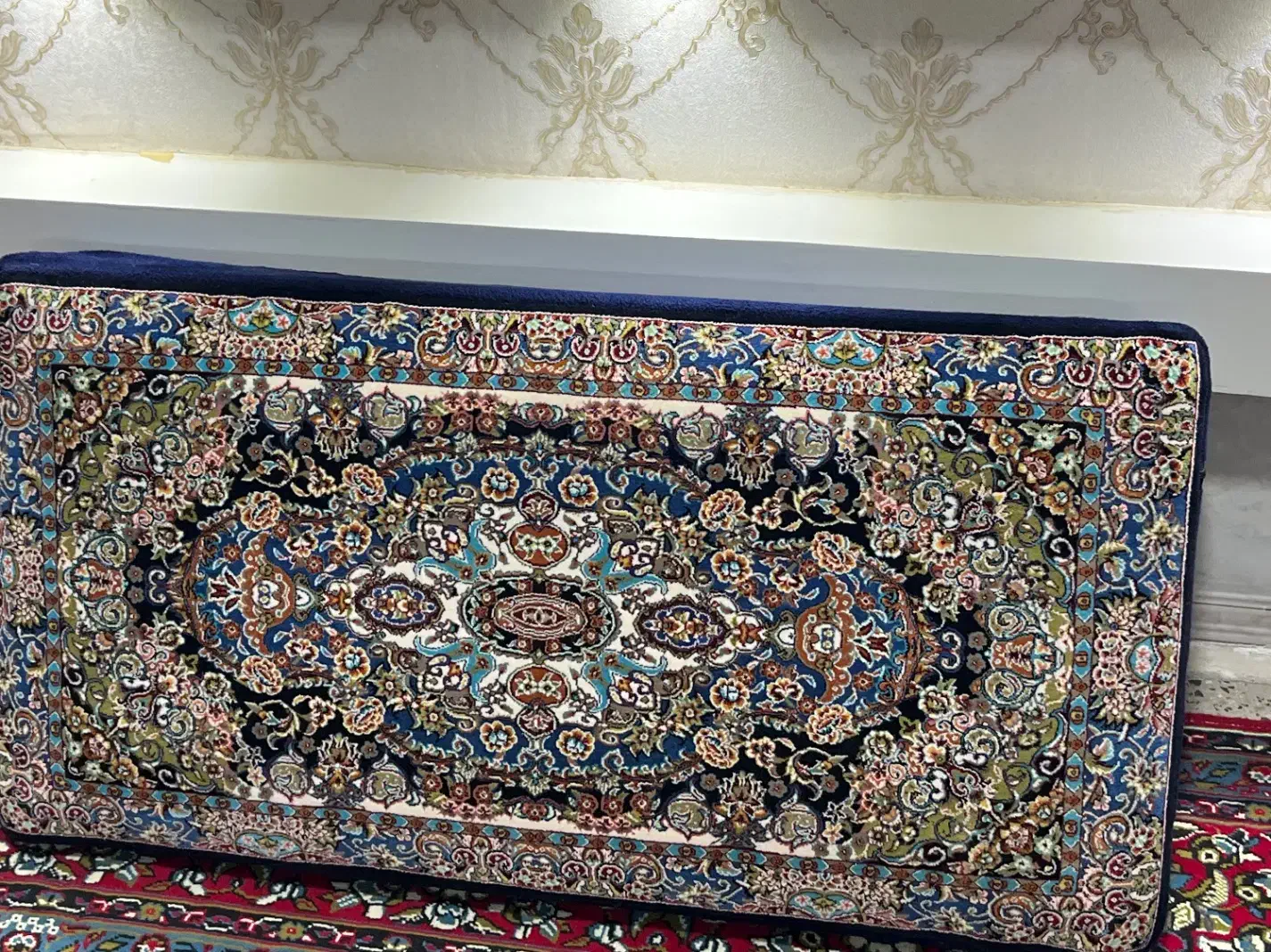 پشتی|پشتی|کوهدشت, |دیوار