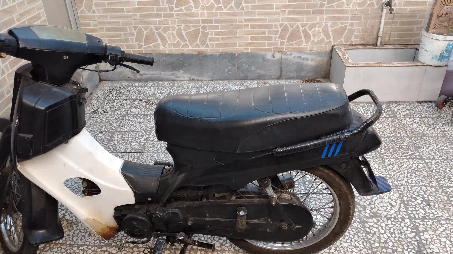 موتور بی کلاج|موتورسیکلت|کاشان, کارگر|دیوار