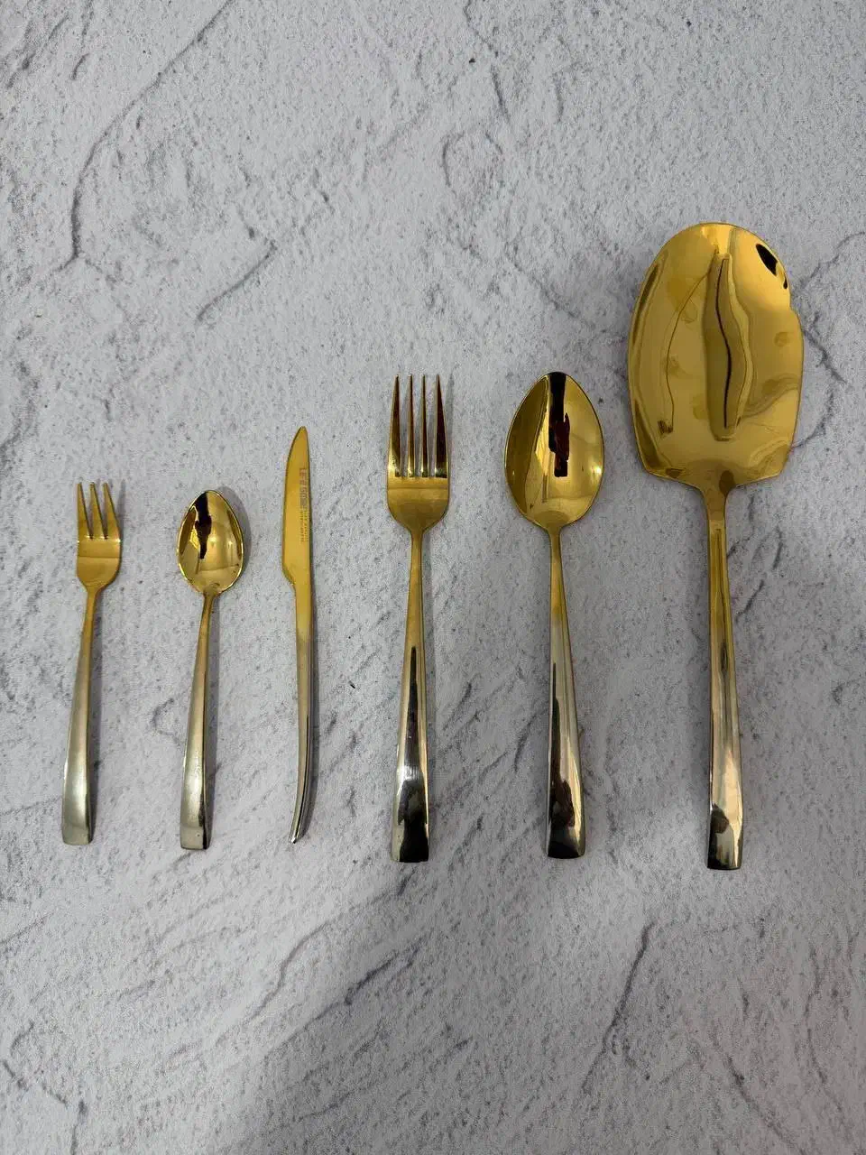 سرویس 88 پارچه ،لایف اسمایل|ظروف سرو و پذیرایی|برخوار, |دیوار