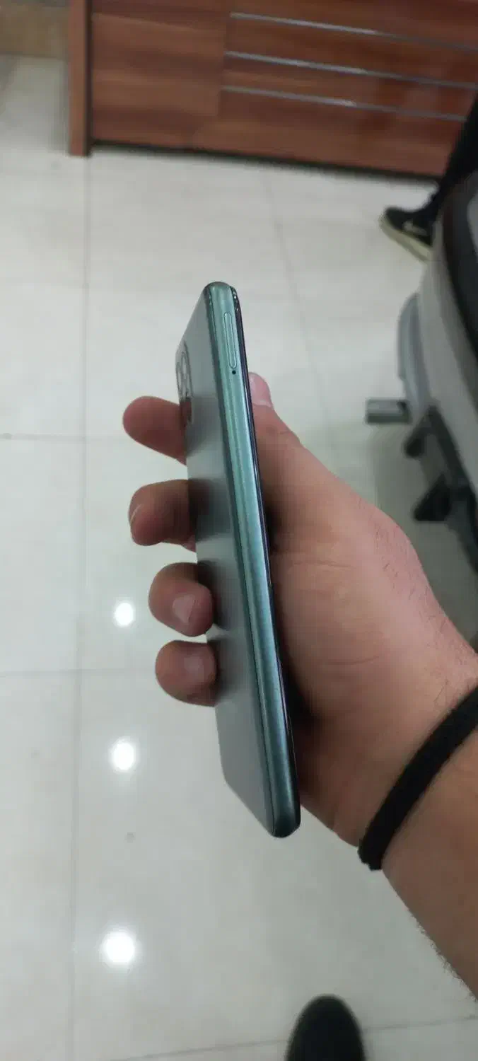 M33 128|موبایل|مراغه, |دیوار