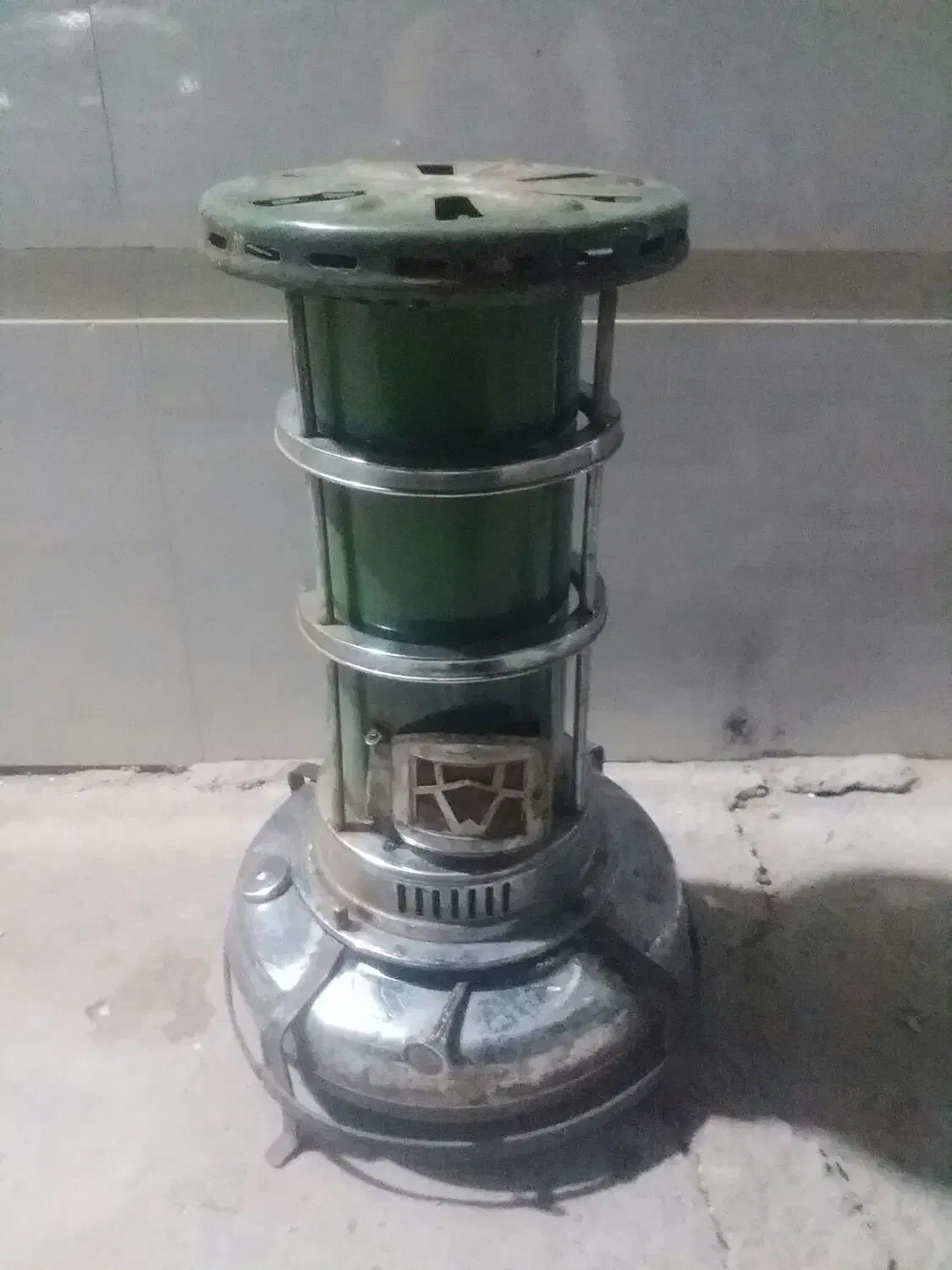 چراغنفتیسالم|بخاری، هیتر، شومینه|شاهیوند, |دیوار