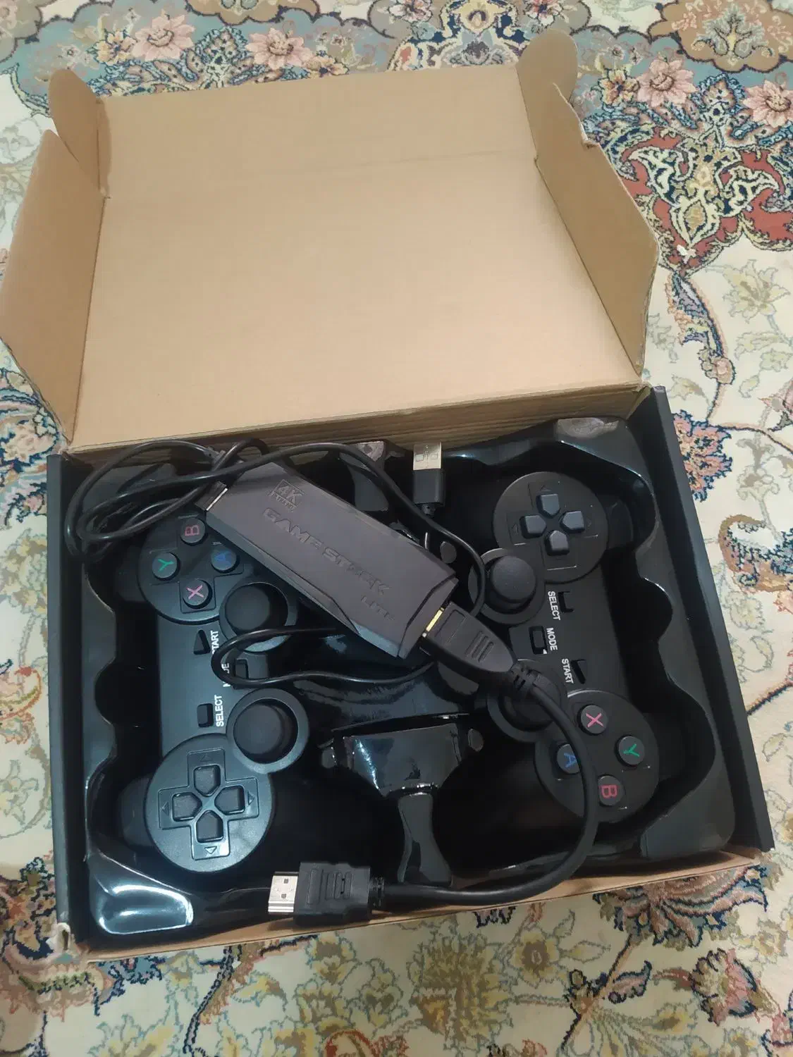 کنسول بازی دارای بیش از سیصد بازی میباشد|کنسول، بازی ویدئویی و آنلاین|قدس, شهرقدس|دیوار