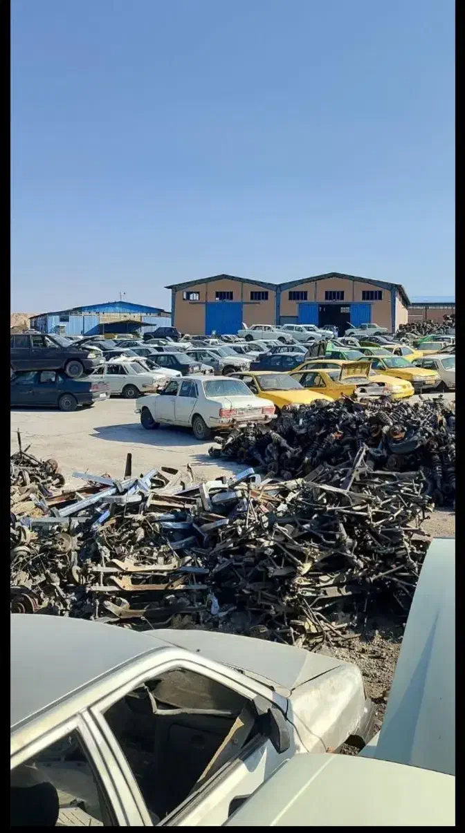 خریدار خودرو فرسوده اسقاطی نیسان و سواری فروش|خدمات موتور و ماشین|شیراز, محمدیه|دیوار