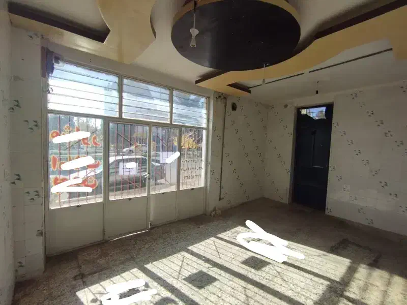 یک باب مغازه در بهترین موقعیت مکانی|اجارهٔ مغازه و غرفه|شاهرود, |دیوار