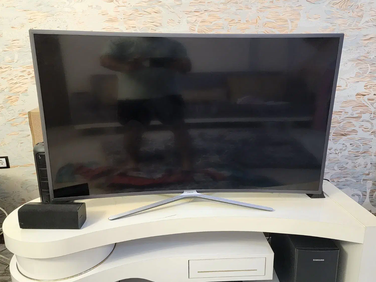 تلویزیون منحنی ۵۵ اینچ سامسونگ اصل کره فول uhd|تلویزیون و پروژکتور|رشت, رشتیان|دیوار