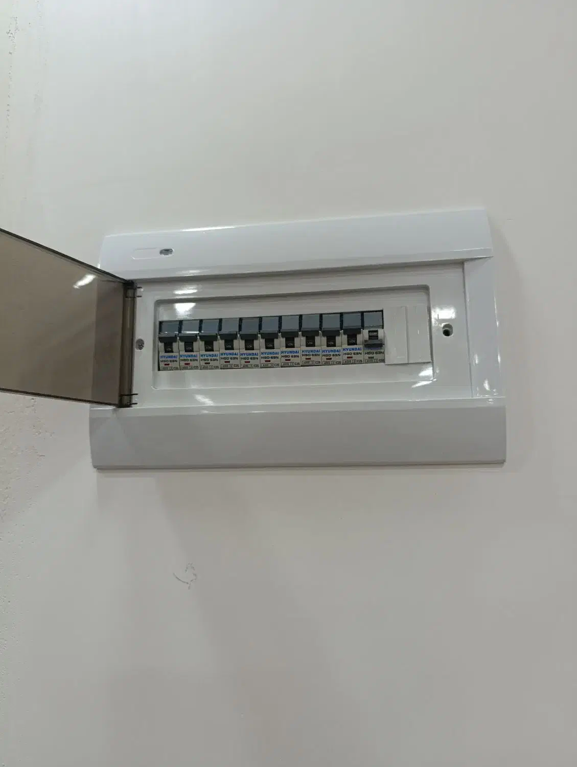 برقکاری ساختمان ویلا باغ (حومه) برقکار|خدمات پیشه و مهارت|دزفول, |دیوار