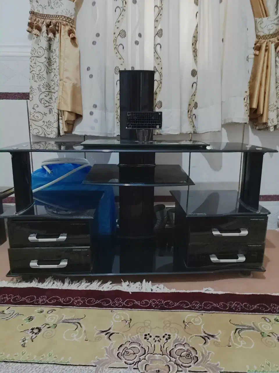 میز تلوزیون|میز تلویزیون|نیمروز, |دیوار