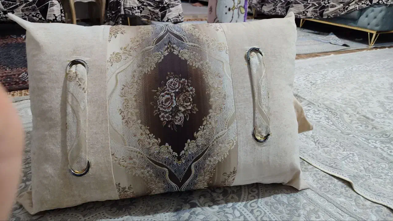 پشتی|پشتی|ارومیه, |دیوار