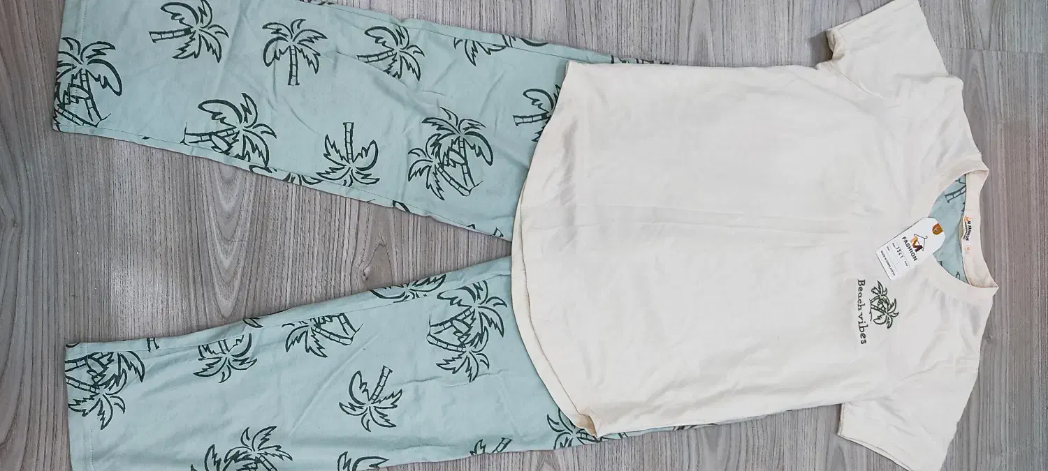 ست بلوز شلوار دخترانه سایز مدیوم|لباس|پارس‌آباد, |دیوار