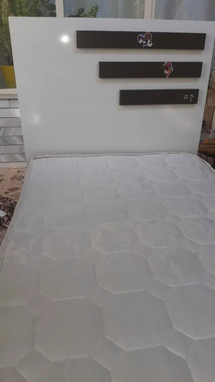 تخت کودک با تشک|تخت و سرویس خواب|شاهرود, |دیوار