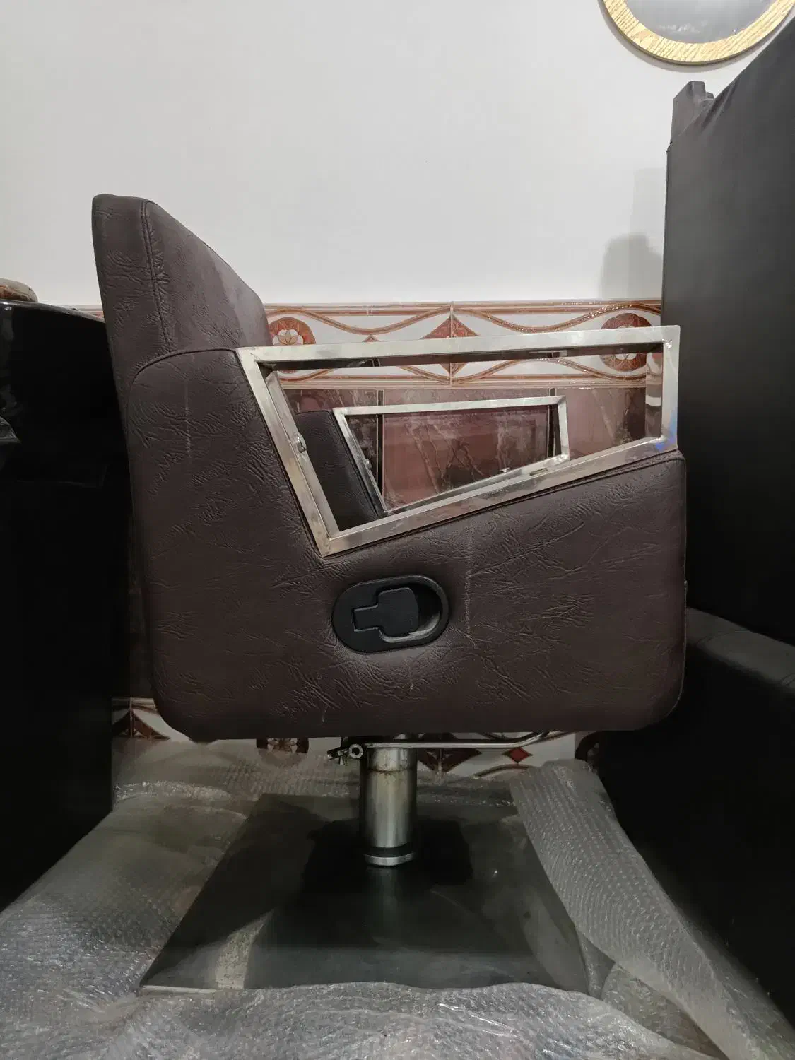 صندلی ارایشگاه|آرایشگاه و سالن‌های زیبایی|کوهدشت, |دیوار