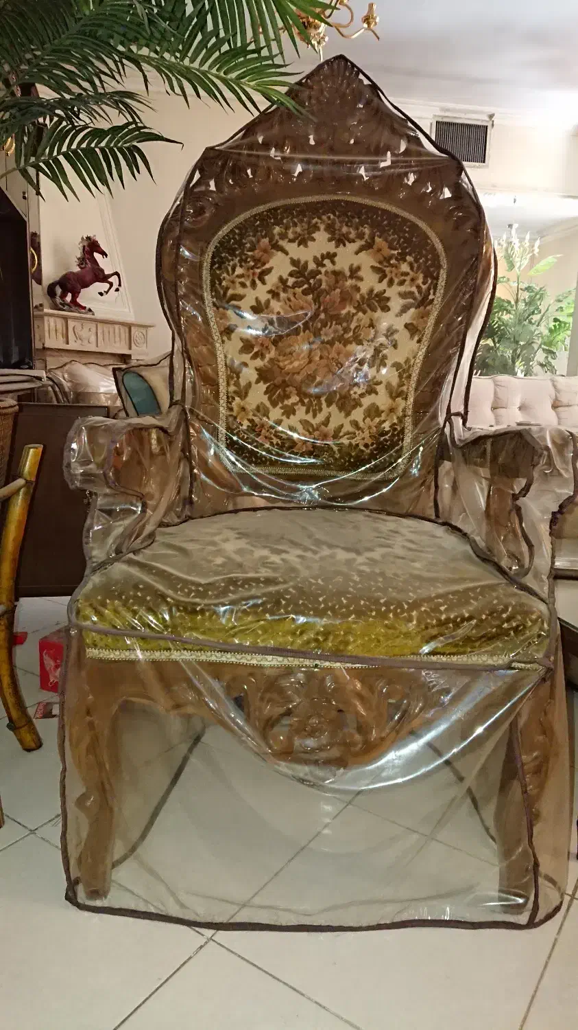 فروش تعدادی مبل عتیقه ساخت 1347|مبلمان خانگی و میز عسلی|تهران, چیتگر شمالی|دیوار