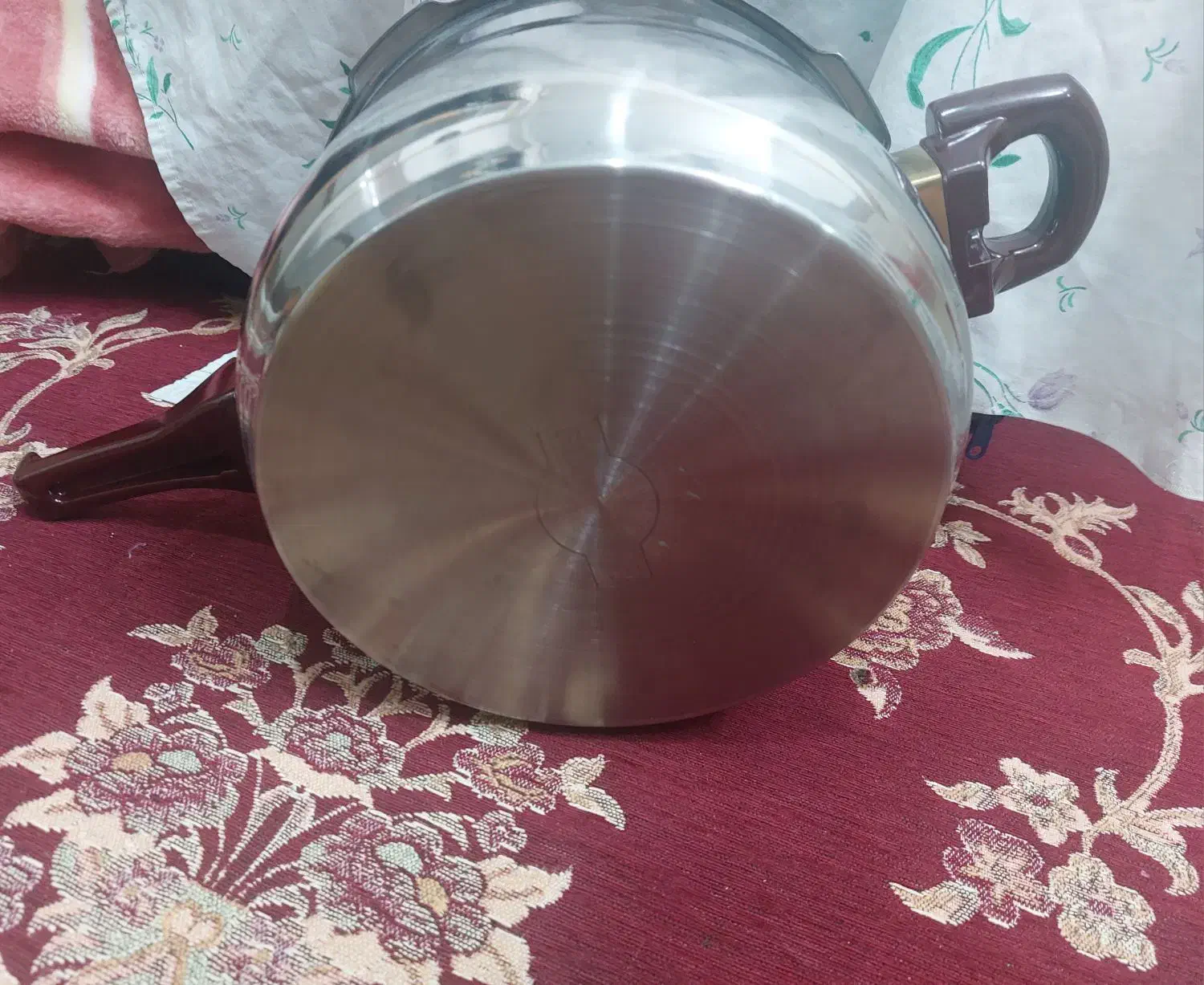 زودپز فلورانس|ظروف پخت‌وپز|قم, نخودی|دیوار