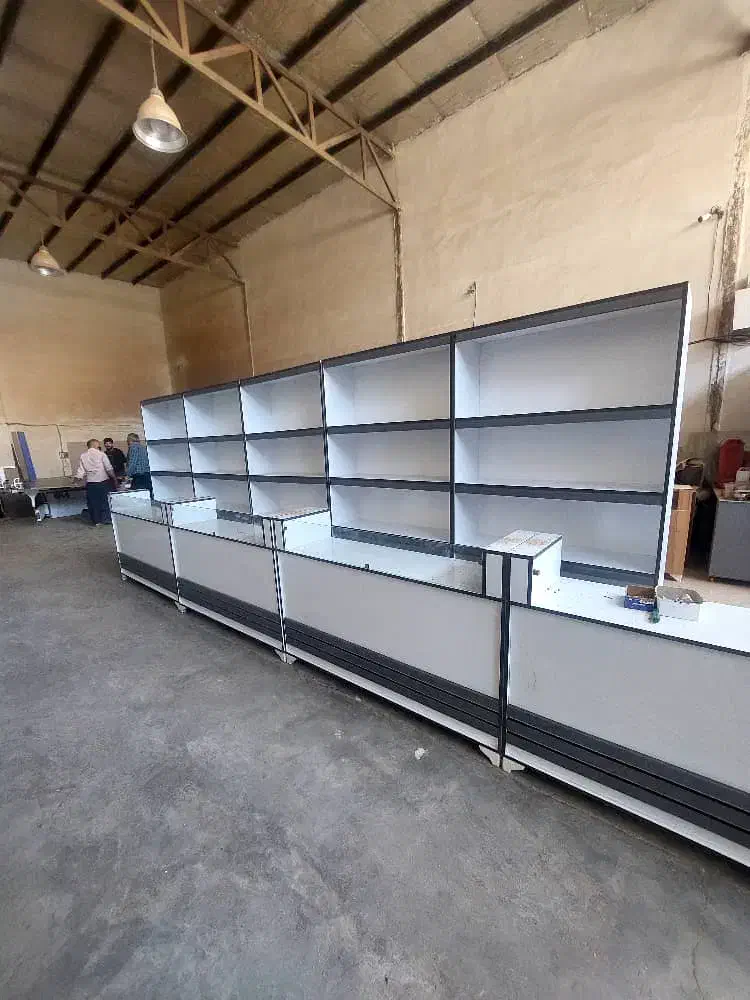 ویترین مغازهkl9قفسه دخانیاتiuدکوربوتیکkپیشخوانg6رگ|فروشگاه و مغازه|پرند, فاز ۲|دیوار