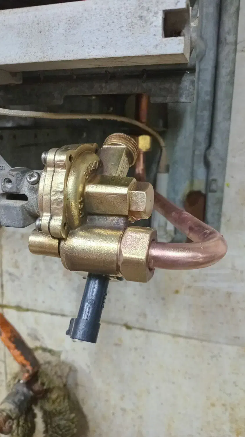 آبگرمکن|آبگرمکن، پکیج، شوفاژ|اهواز, فاز ۲ پادادشهر|دیوار