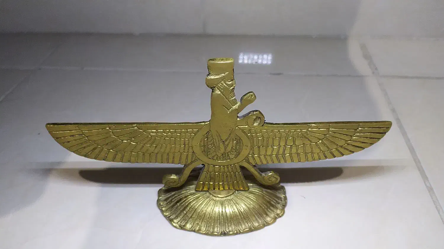 مجسمه کوروش برنج|مجسمه، تندیس، ماکت|قرچک, شهرک طلائیه|دیوار