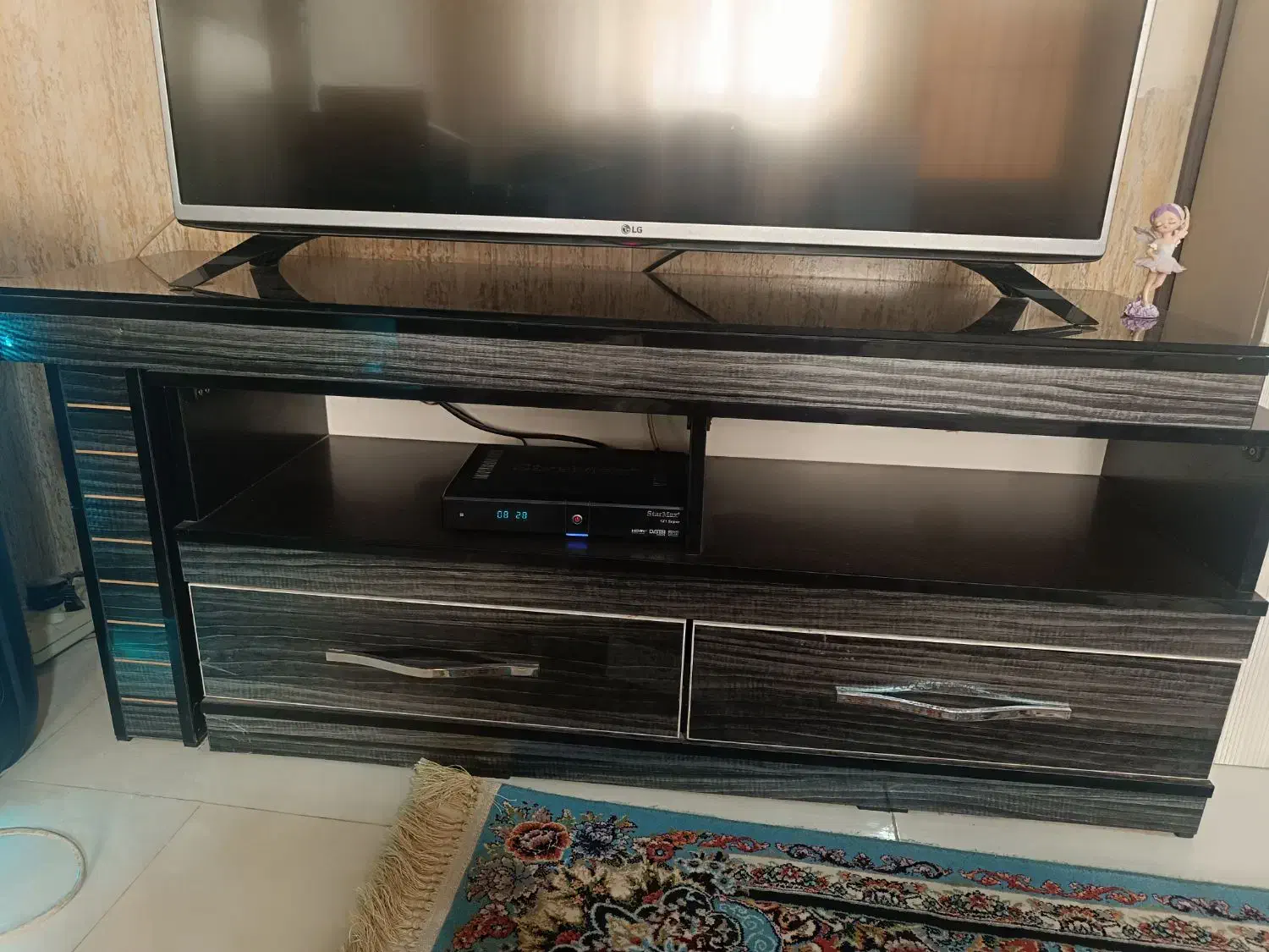 میز تلوزیون|میز تلویزیون|محمدشهر, محمدشهر|دیوار