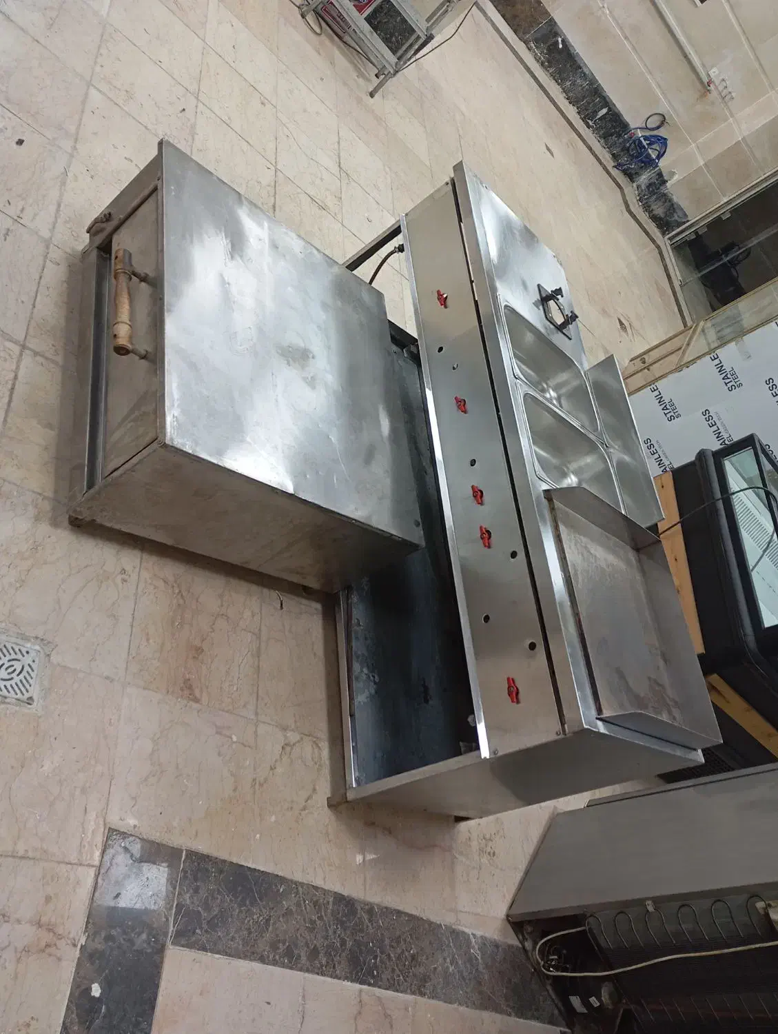 فر ساندویچ 190 و پیتزا|فروشگاه و مغازه|نسیم‌شهر, |دیوار